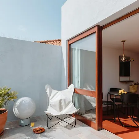The Modernist, Architecture Experience * Faro