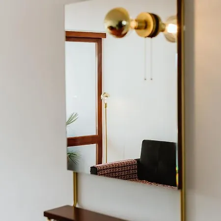The Modernist, Architecture Experience Apartment *
