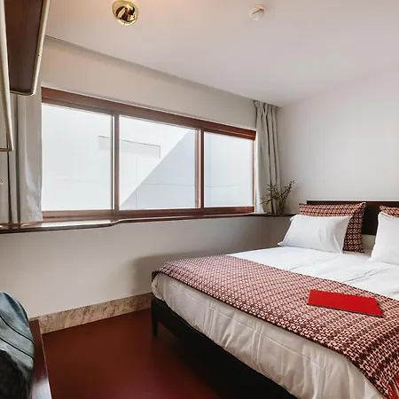 The Modernist, Architecture Experience Apartment