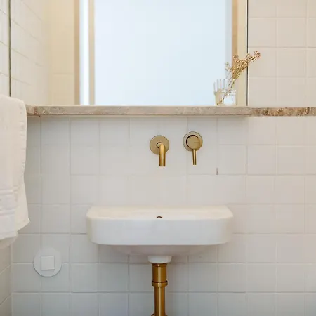 The Modernist, Architecture Experience Apartment
