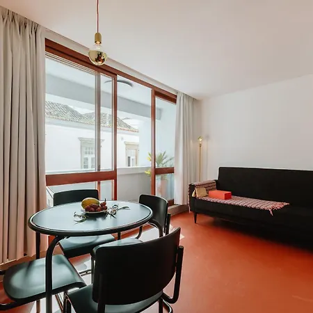 Apartment The Modernist, Architecture Experience
