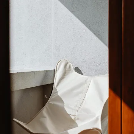 شقة The Modernist, Architecture Experience