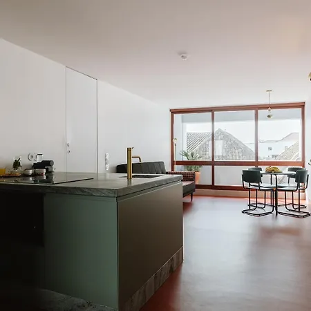 شقة The Modernist, Architecture Experience *