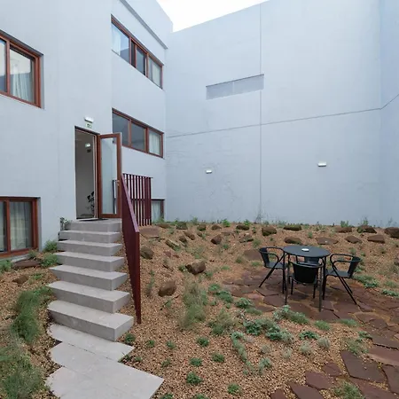 The Modernist, Architecture Experience Daire