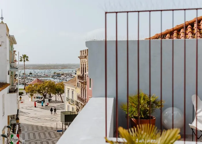 The Modernist, Architecture Experience *