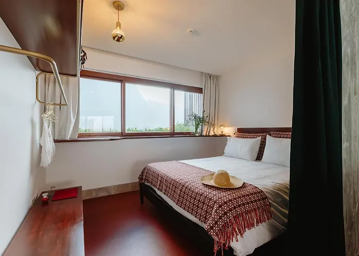 The Modernist, Architecture Experience