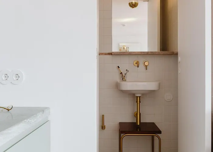 The Modernist, Architecture Experience