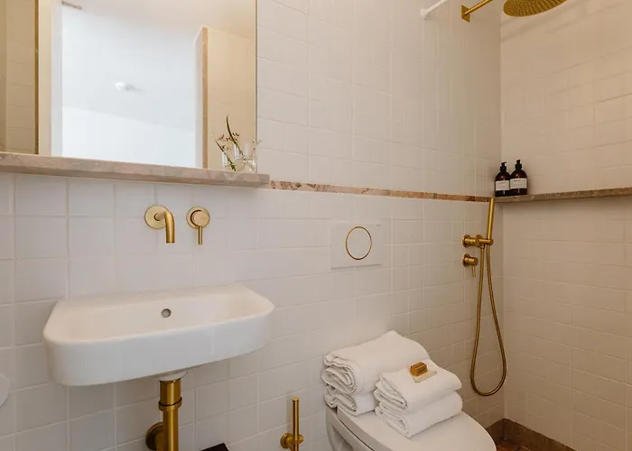 The Modernist, Architecture Experience District de Faro